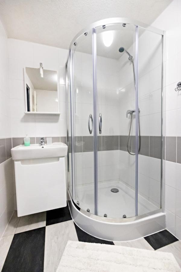 Apartman Theo Veľký Slavkov 外观 照片